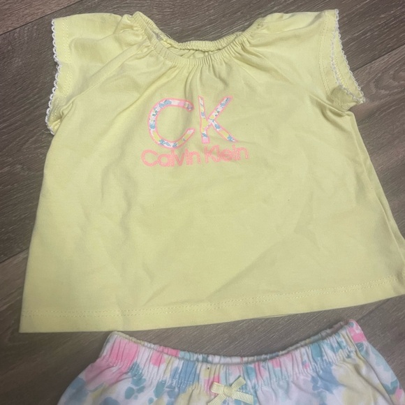 Calvin klein 2 piece set - Picture 5 of 5